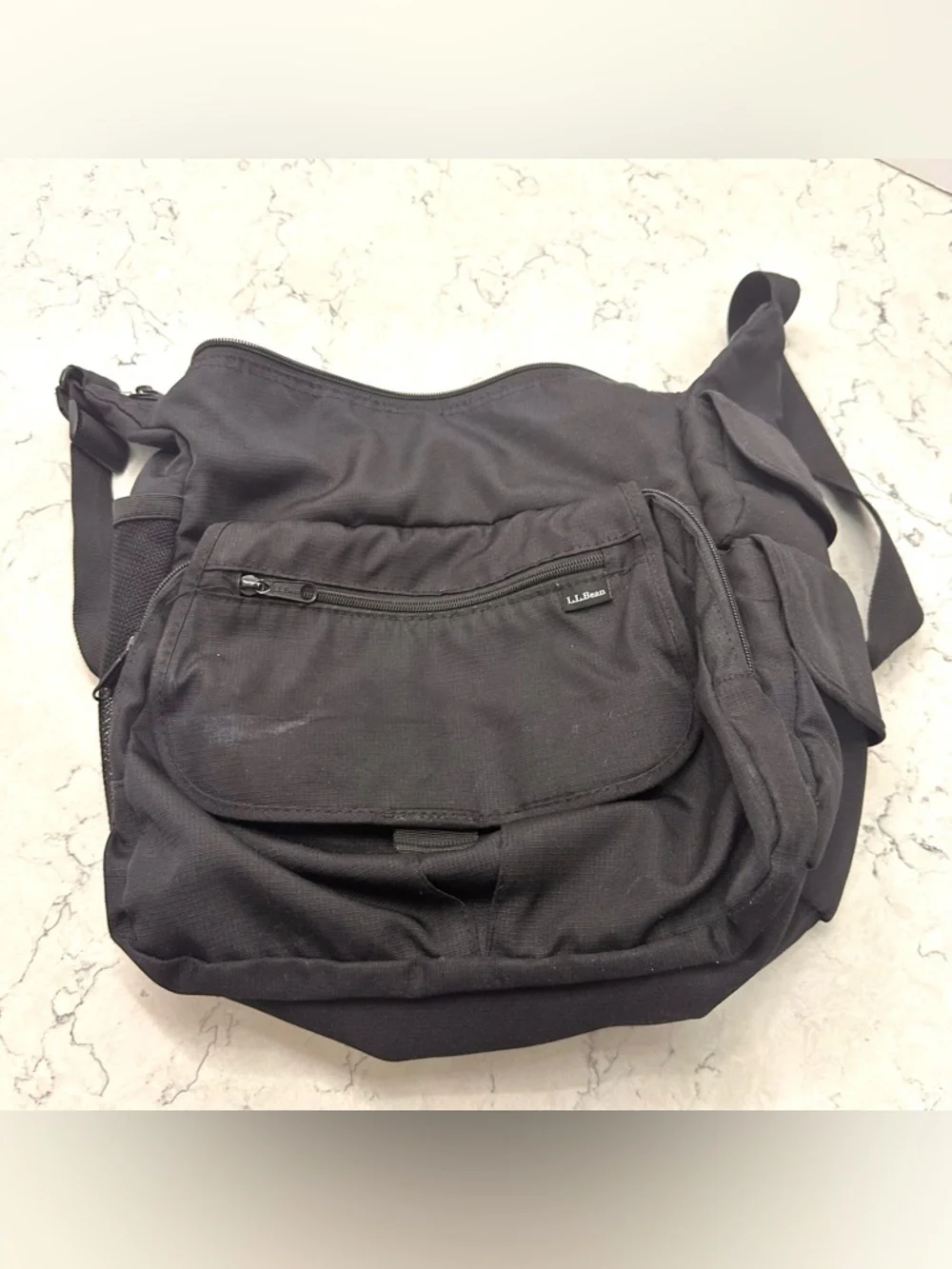 L.L.Bean Black Messenger Shoulder Cross Bag Laptop Diaper Bag With Pad